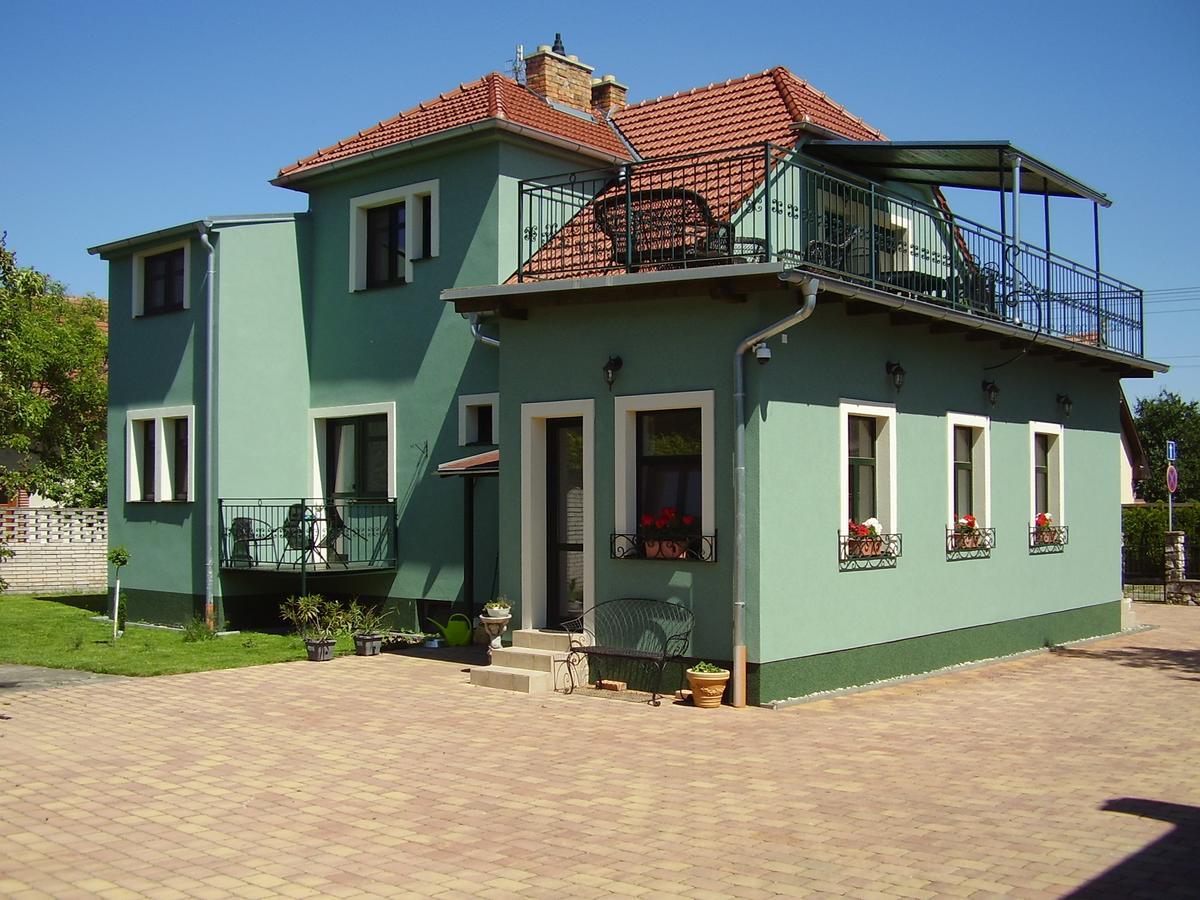 Penzion Vecerka Lednice Extérieur photo